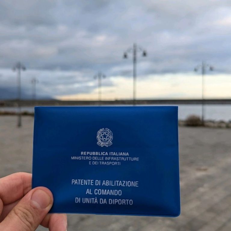 Buy Italian Boat License
