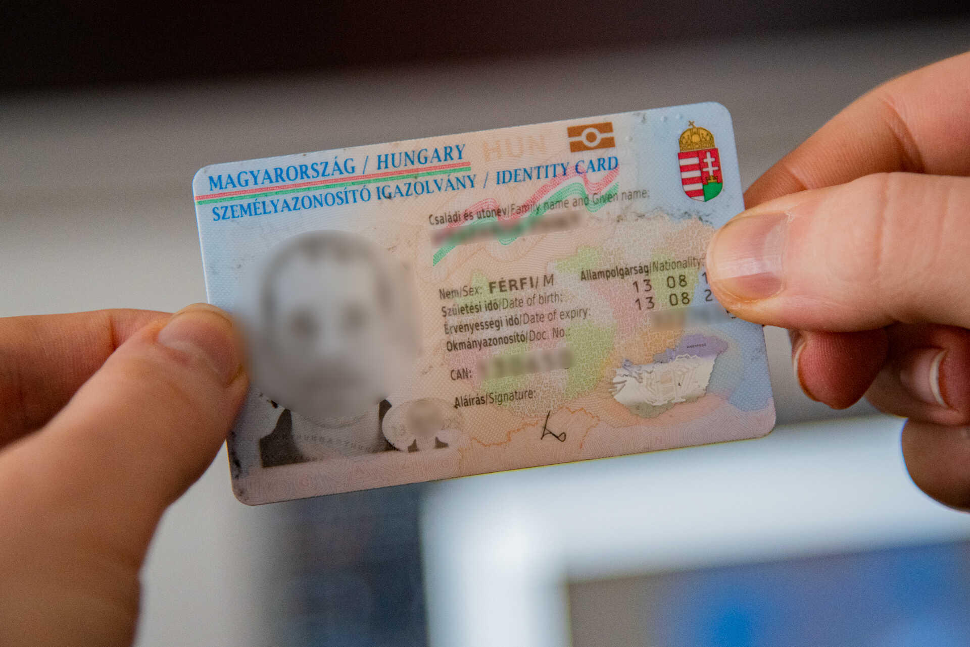 Vásároljon személyi igazolványt