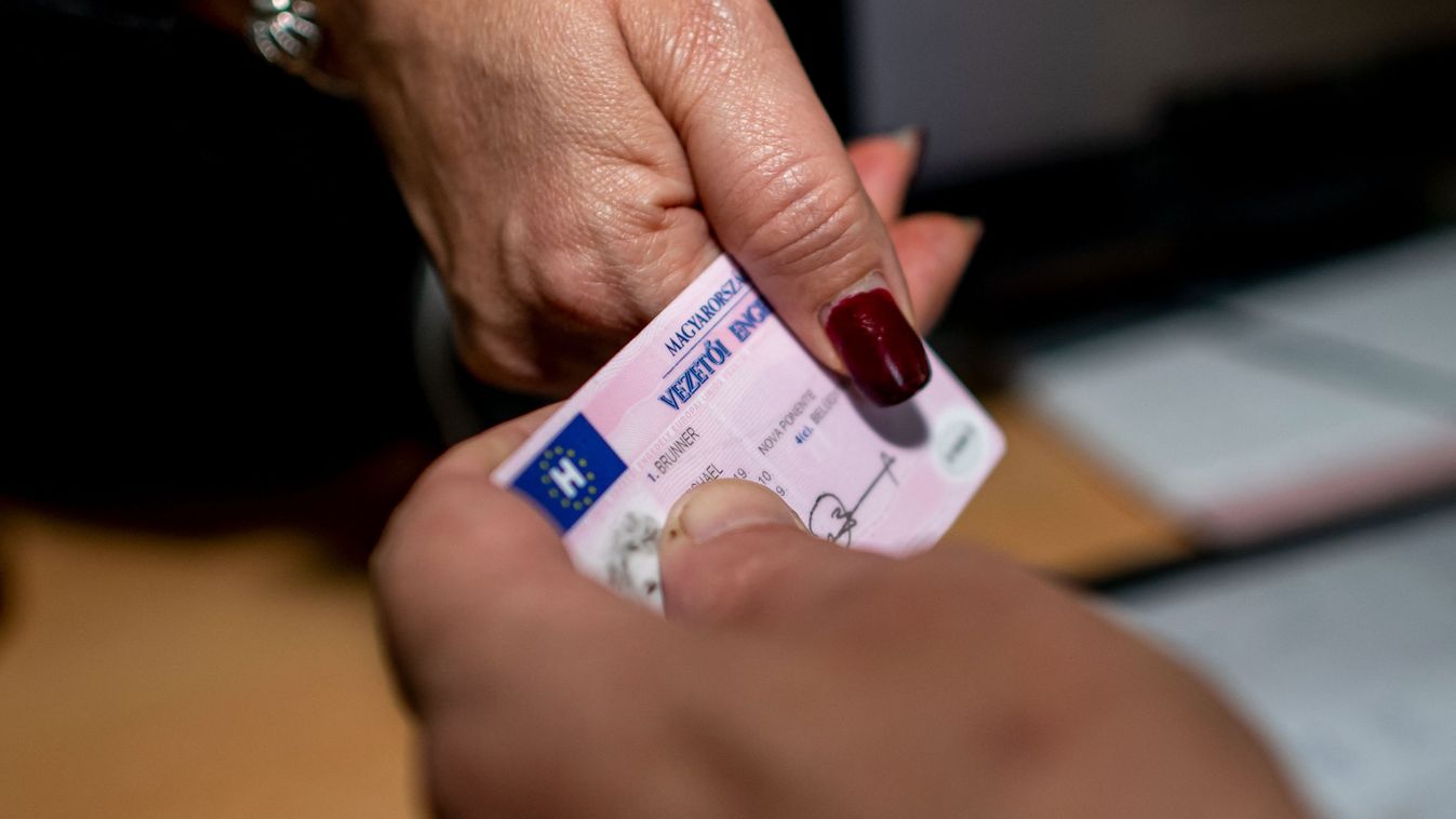 Regisztrált jogosítvány vásárlás