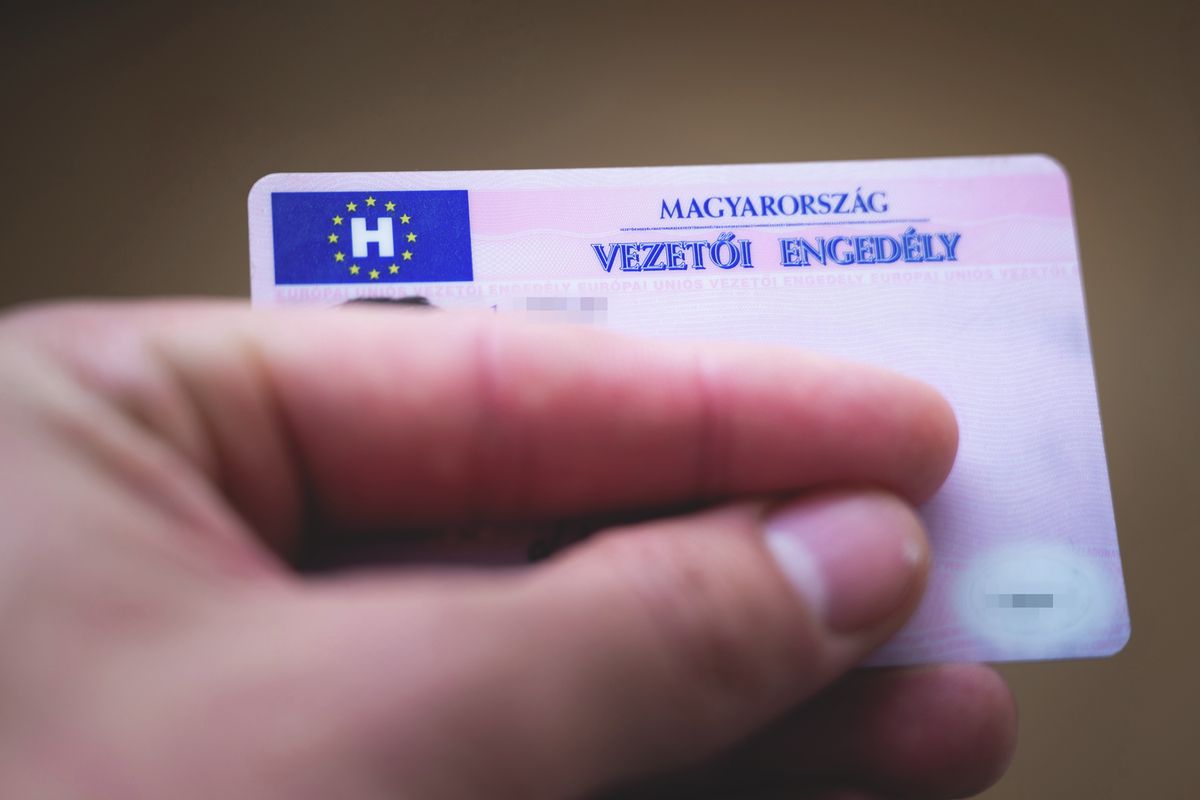 Regisztrált jogosítvány vásárlás